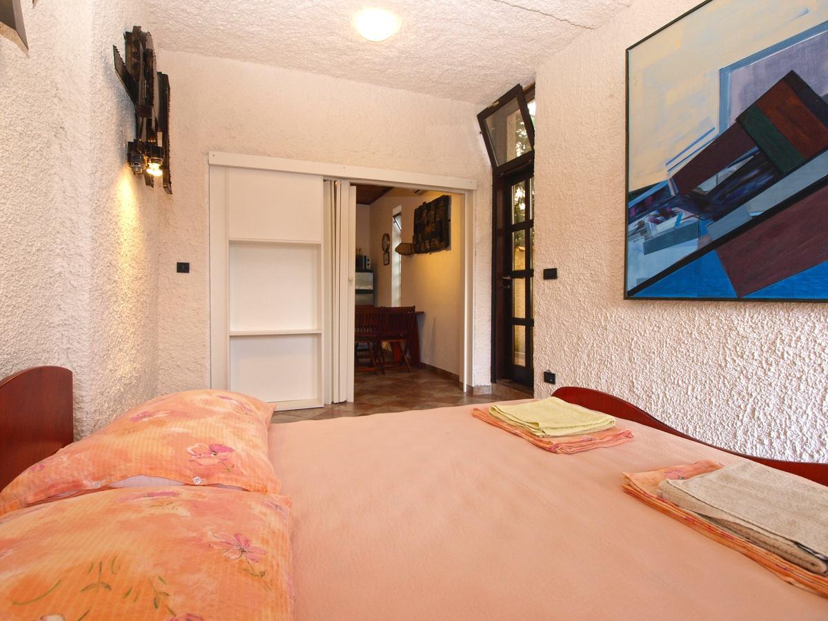 Apartments Nenad 1720 Premantura Eksteriør bilde